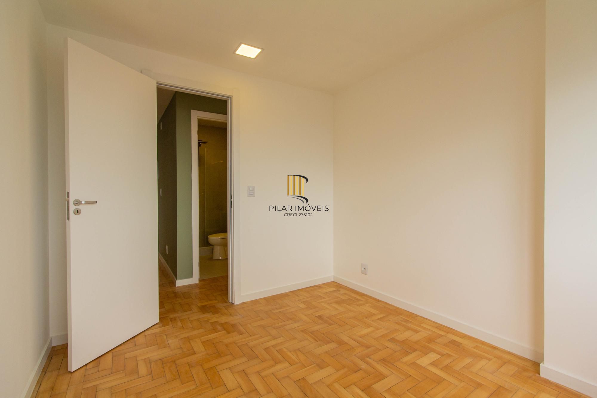 🌅  2 dormitórios junto ao Hospital Santa Casa, Reformado com Vista Única para o Guaíba