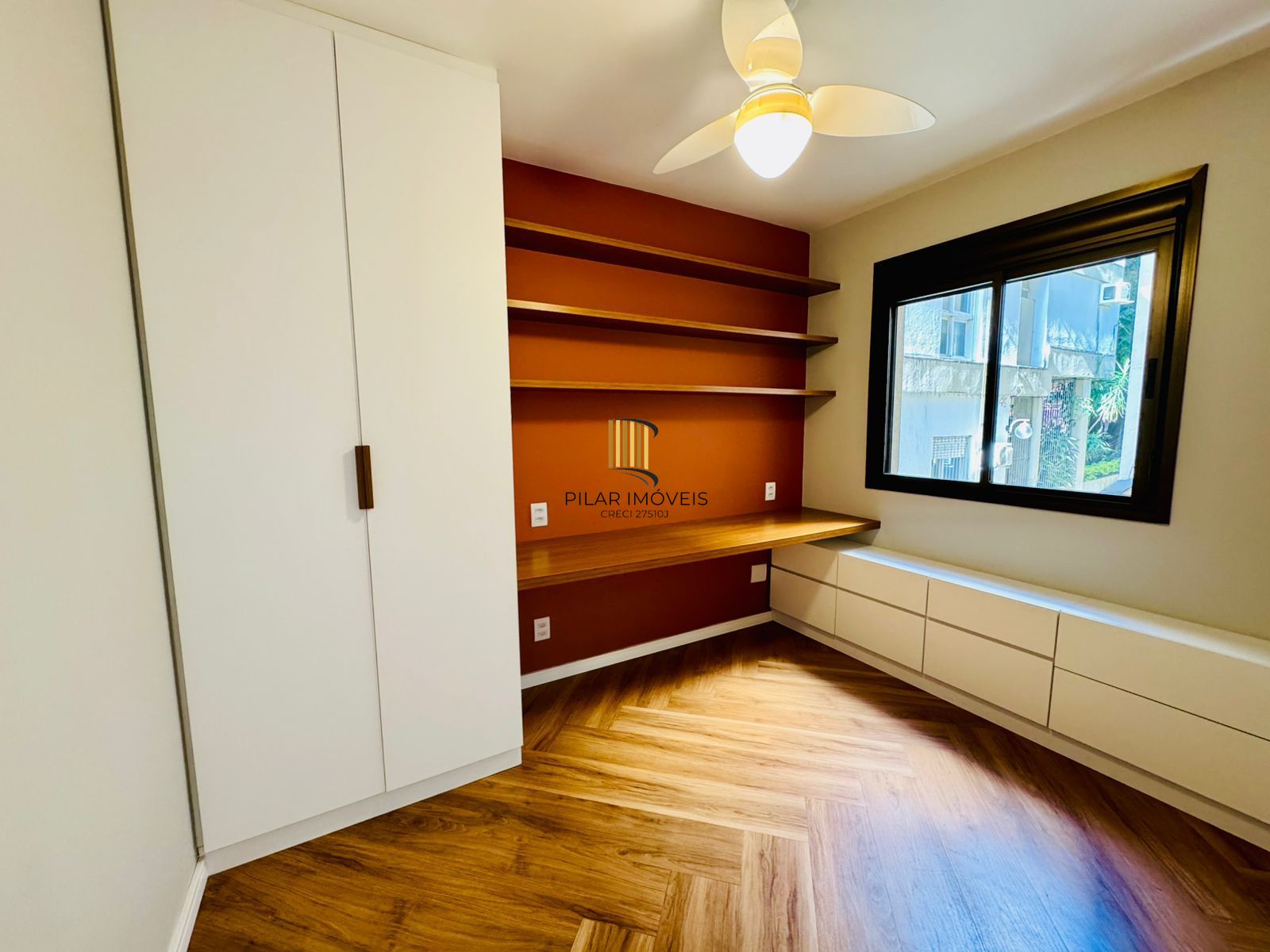 Apartamento Garden à Venda no Petrópolis – 2 Dormitórios, Suíte e 2 Vagas | Porto Alegre