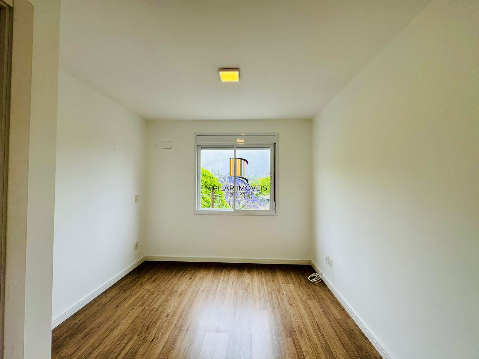 Apartamento 3 dormitórios com 1 suíte no bairro Petrópolis em Porto Alegre.