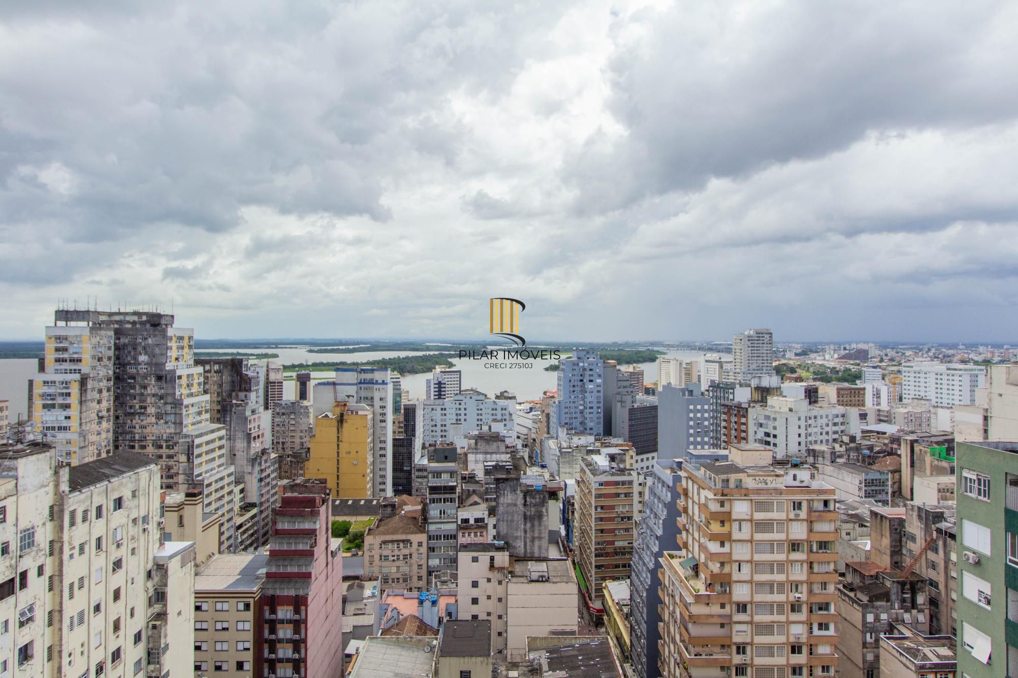 🌅  2 dormitórios junto ao Hospital Santa Casa, Reformado com Vista Única para o Guaíba