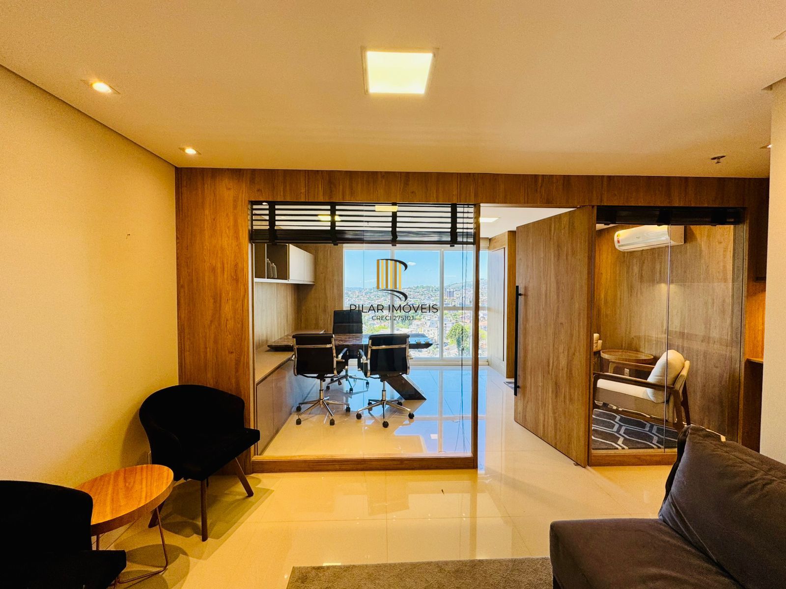 Conjunto/Sala MOBILIADA para Venda - 35m², 0 dormitórios, 1 vaga - Petrópolis