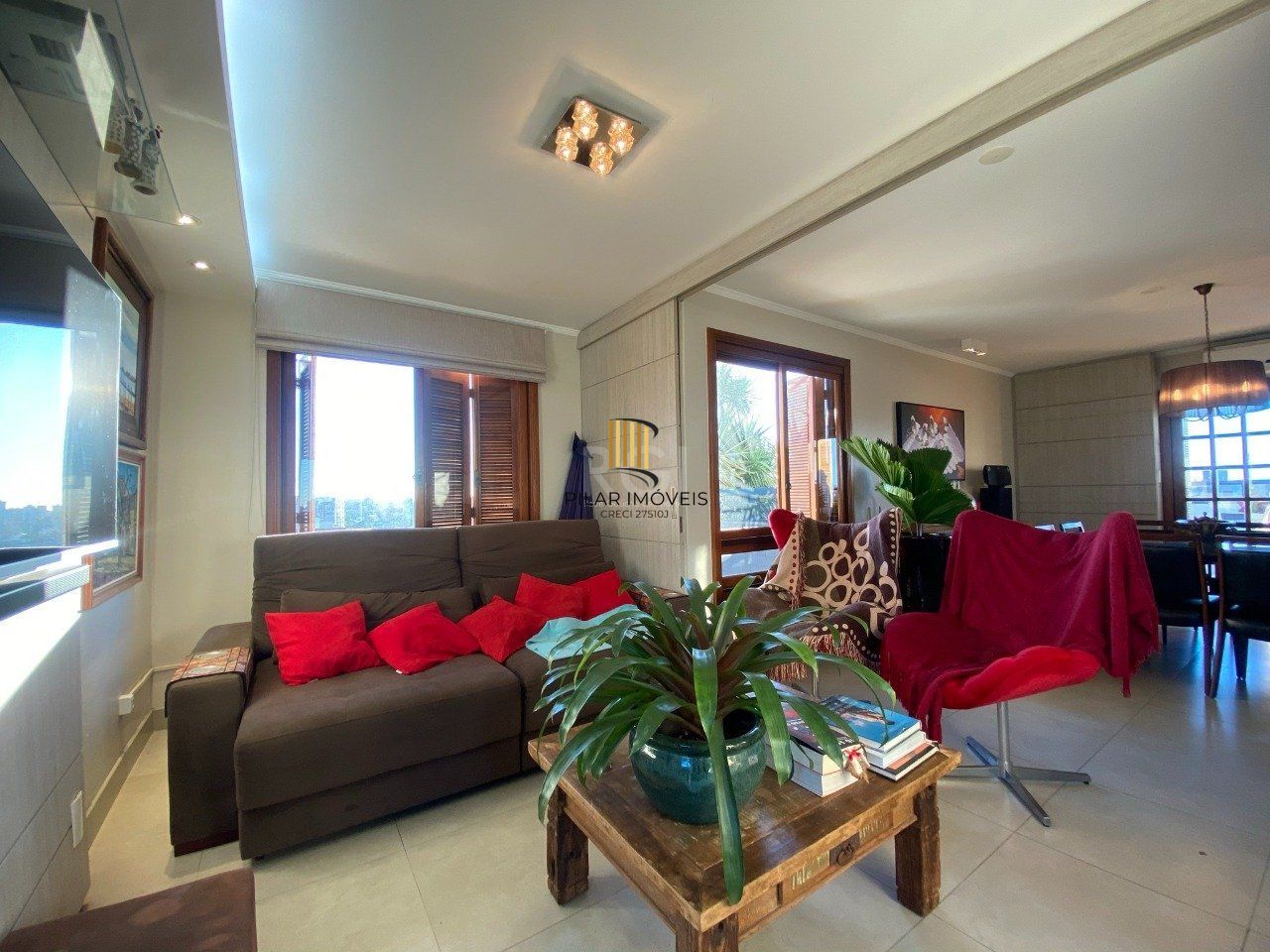 Cobertura para Venda - 278m², 3 dormitórios, sendo 1 suites, 3 vagas - Jardim Itu