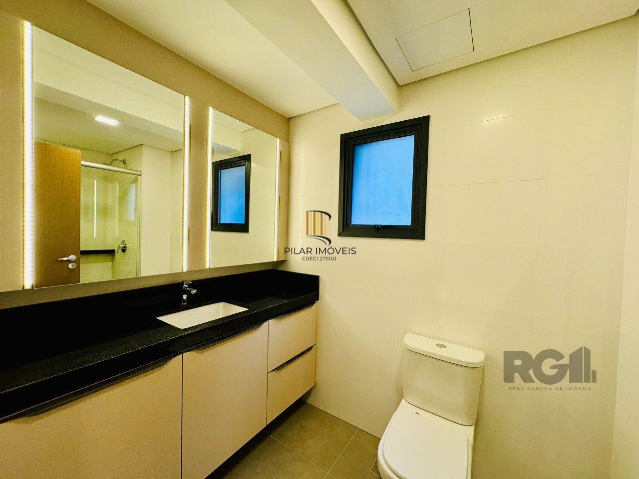 Apartamento 3 dormitórios no bairro Três Figueiras