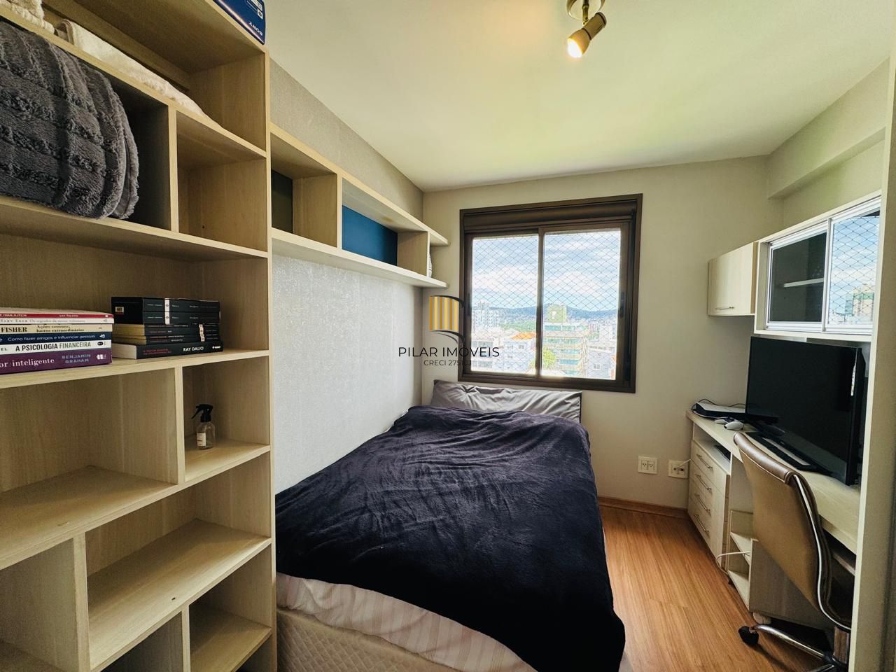 Apartamento 3 dormitórios, 3 banheiros e 2 vagas no Petrópolis