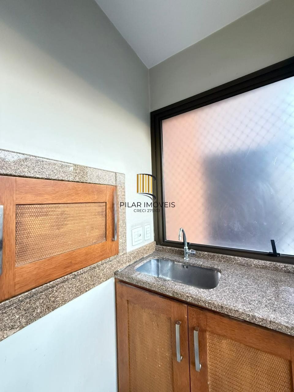 Apartamento Impecável com Vista Panorâmica, 2 Suítes e Living Ampliado