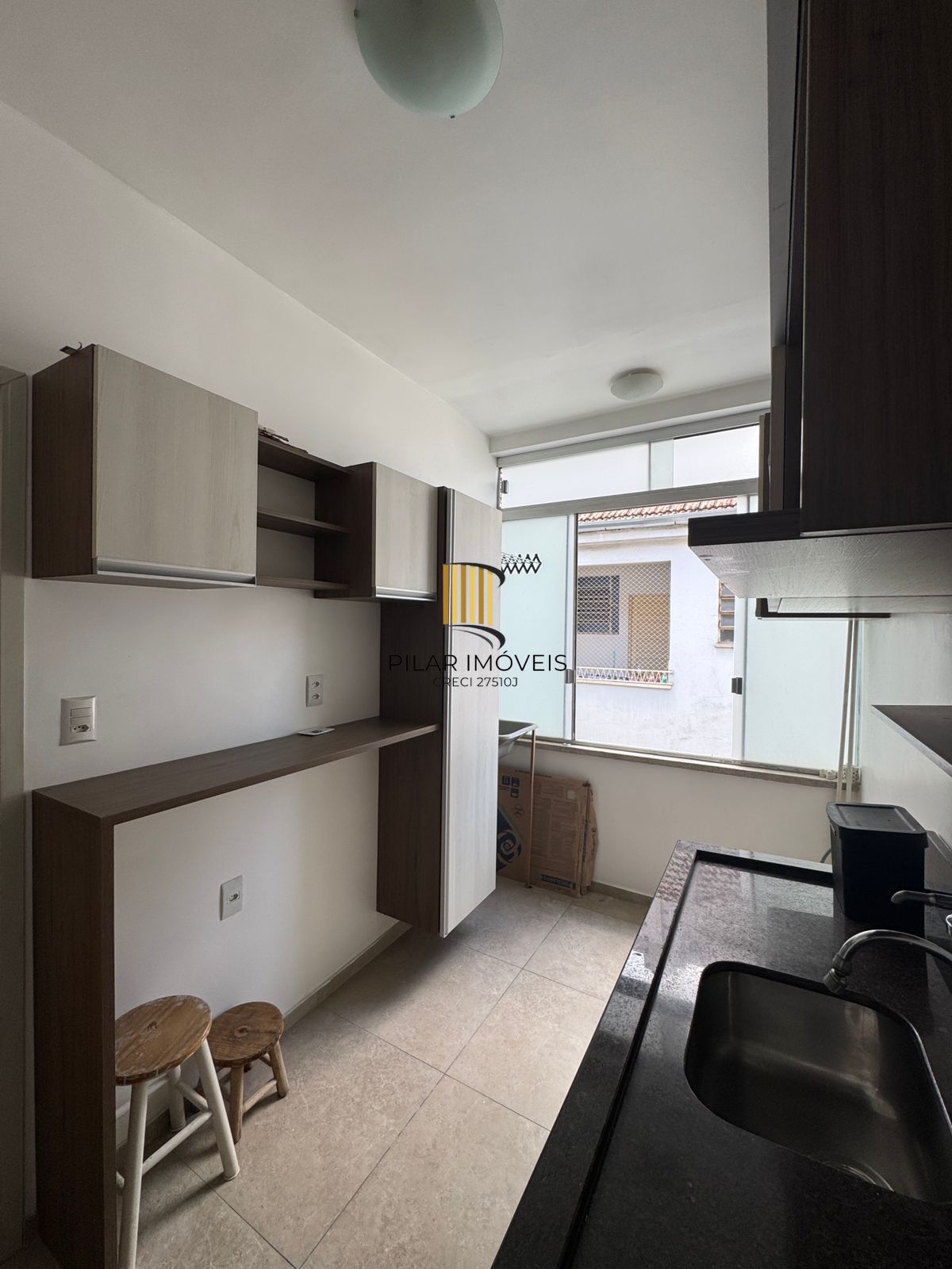 1 Dormitório semi mobiliado na melhor localização do centro histórico