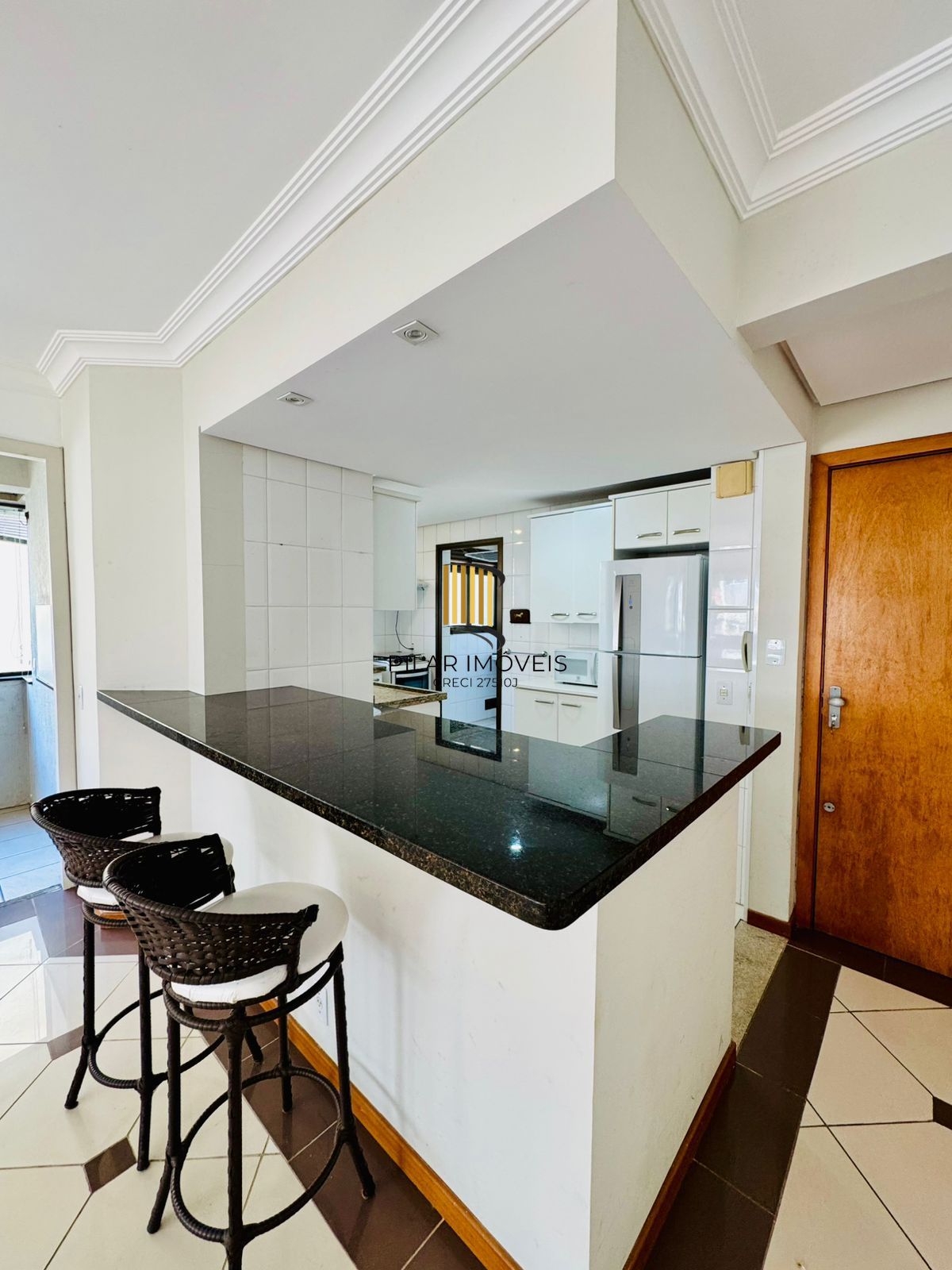 🏙️ Apartamento mobiliado à venda no coração do Petrópolis – Porto Alegre