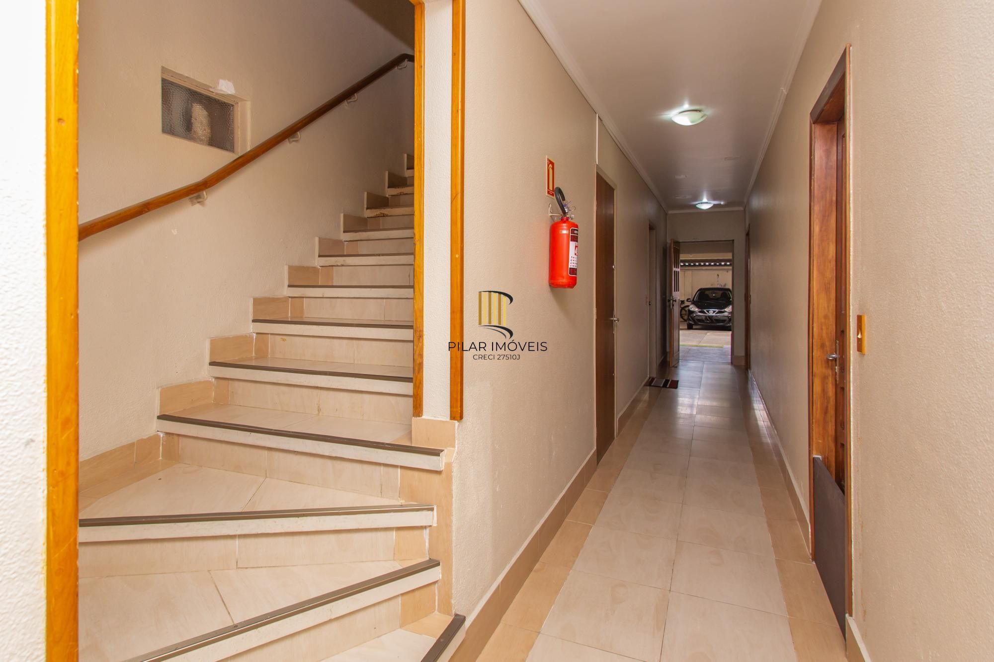 Excelente 2 dormitóris todo reformado