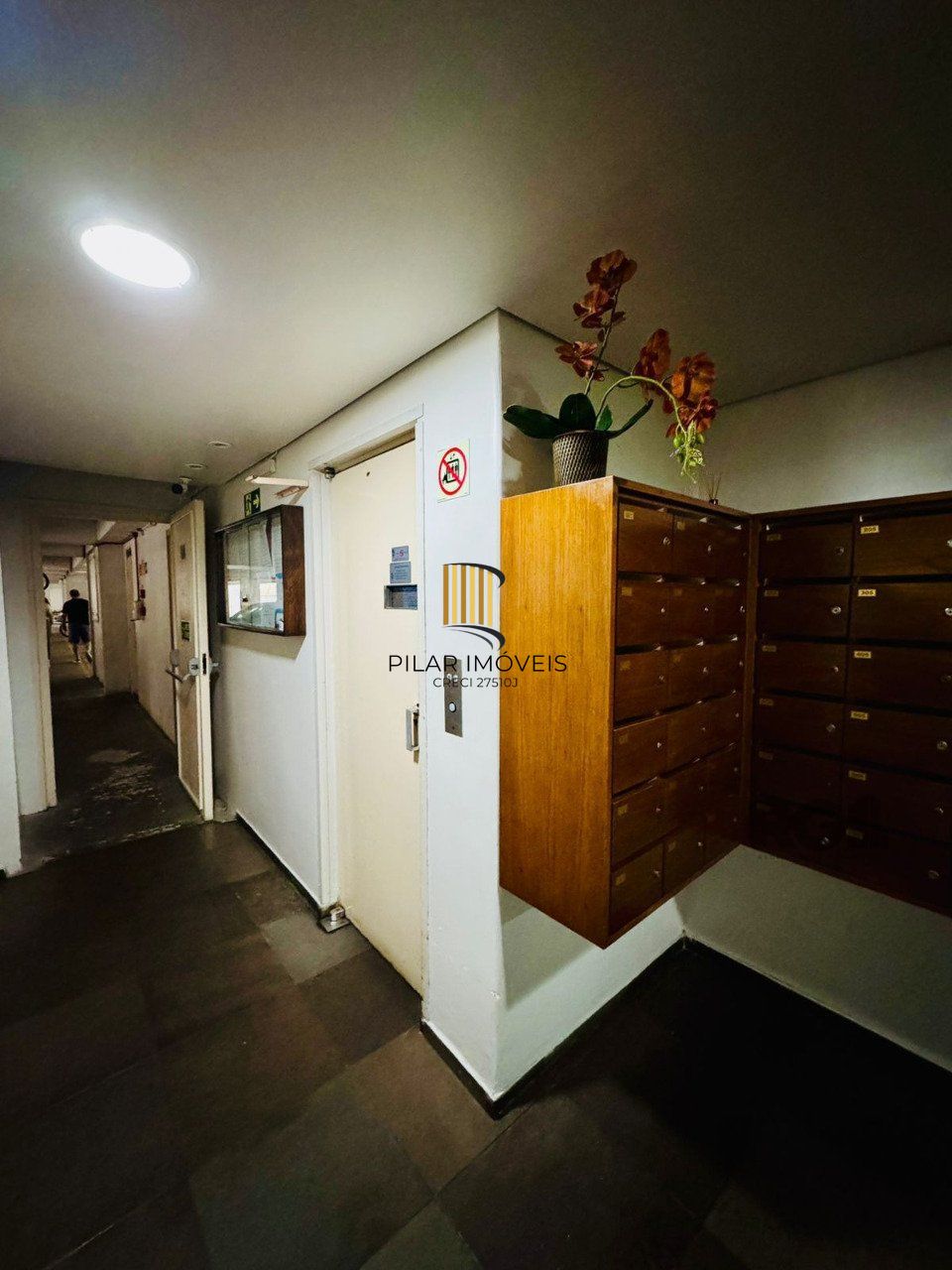 Apartamento 2 dormitórios no bairro Azenha
