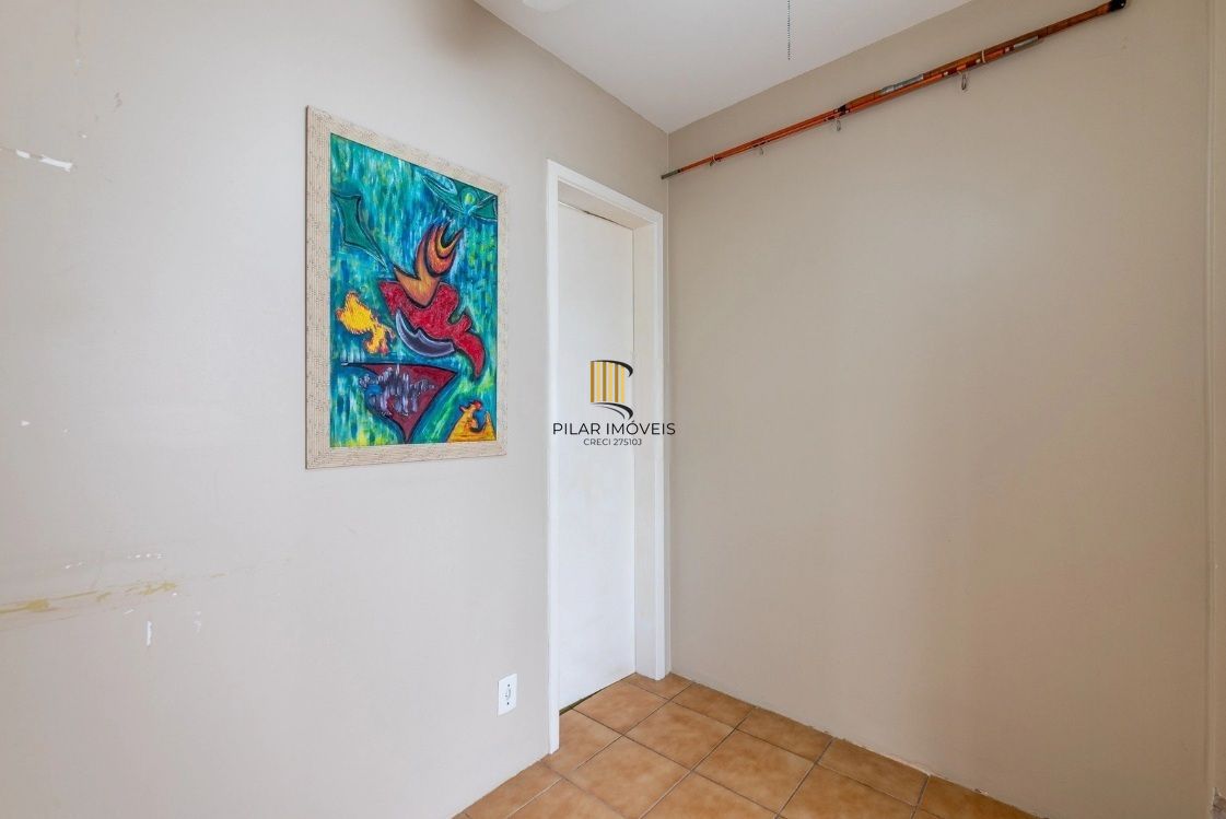 Apartamento com 2 Dormitórios, Churrasqueira, Elevador e Vaga no Petrópolis