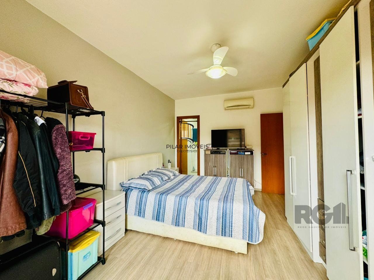 Casa de Condomínio 3 dormitórios no bairro Passo das Pedras