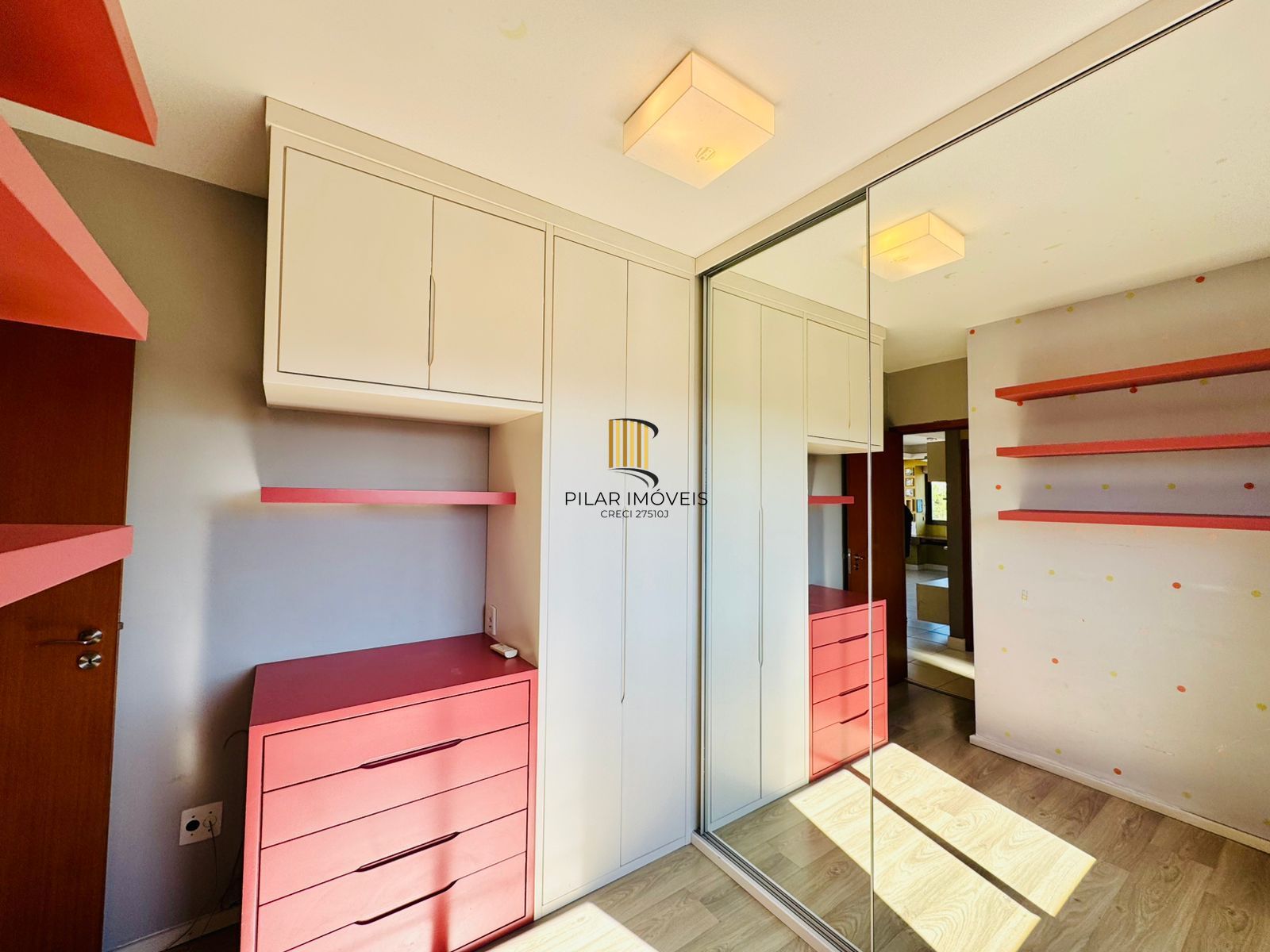 Apartamento 2 dormitórios no bairro Partenon