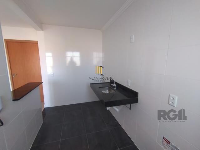 Excelente 2 dormitórios ,sacada com churrasqueira,1 vaga de garagem