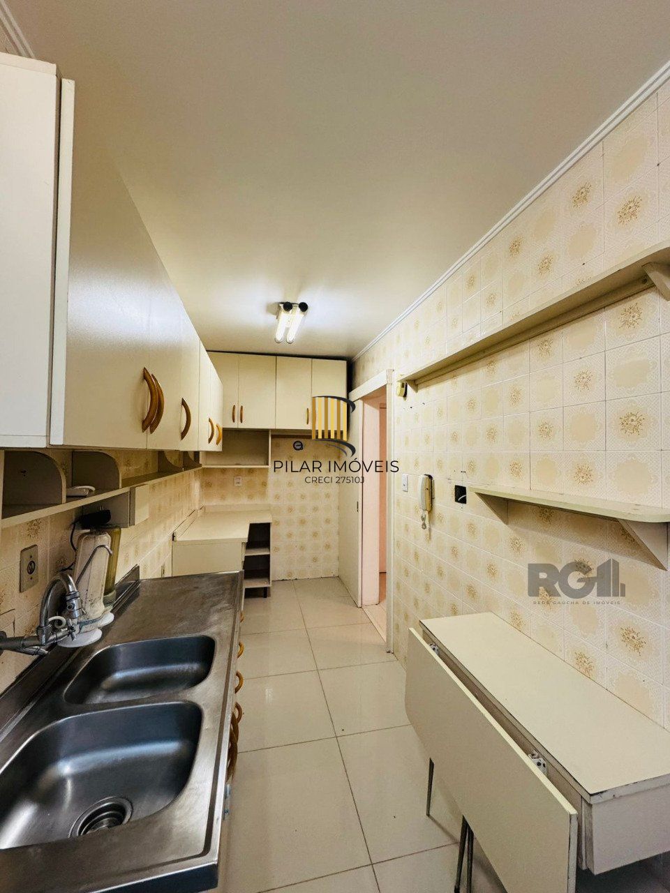 Apartamento 2 dormitórios no bairro Azenha