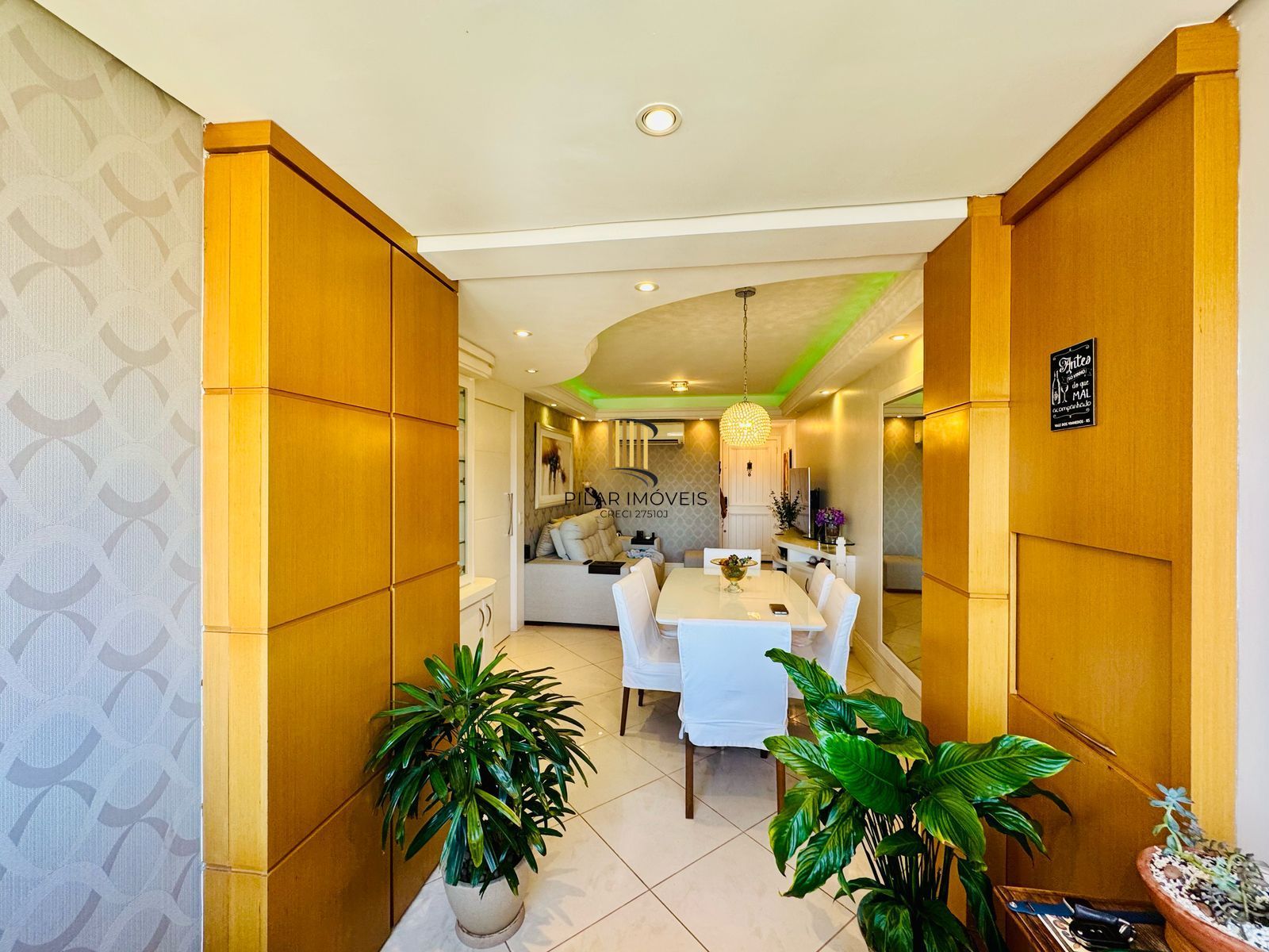 Apartamento 2 dormitórios no bairro Menino Deus