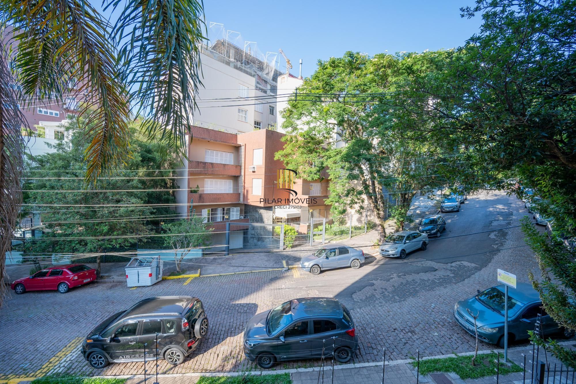 Apartamento com 3 suítes com vista e totalmente reforamdo no Moinhos de Vento