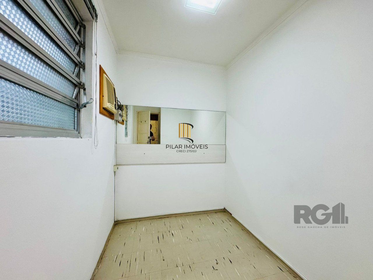Apartamento 2 dormitórios no bairro Azenha