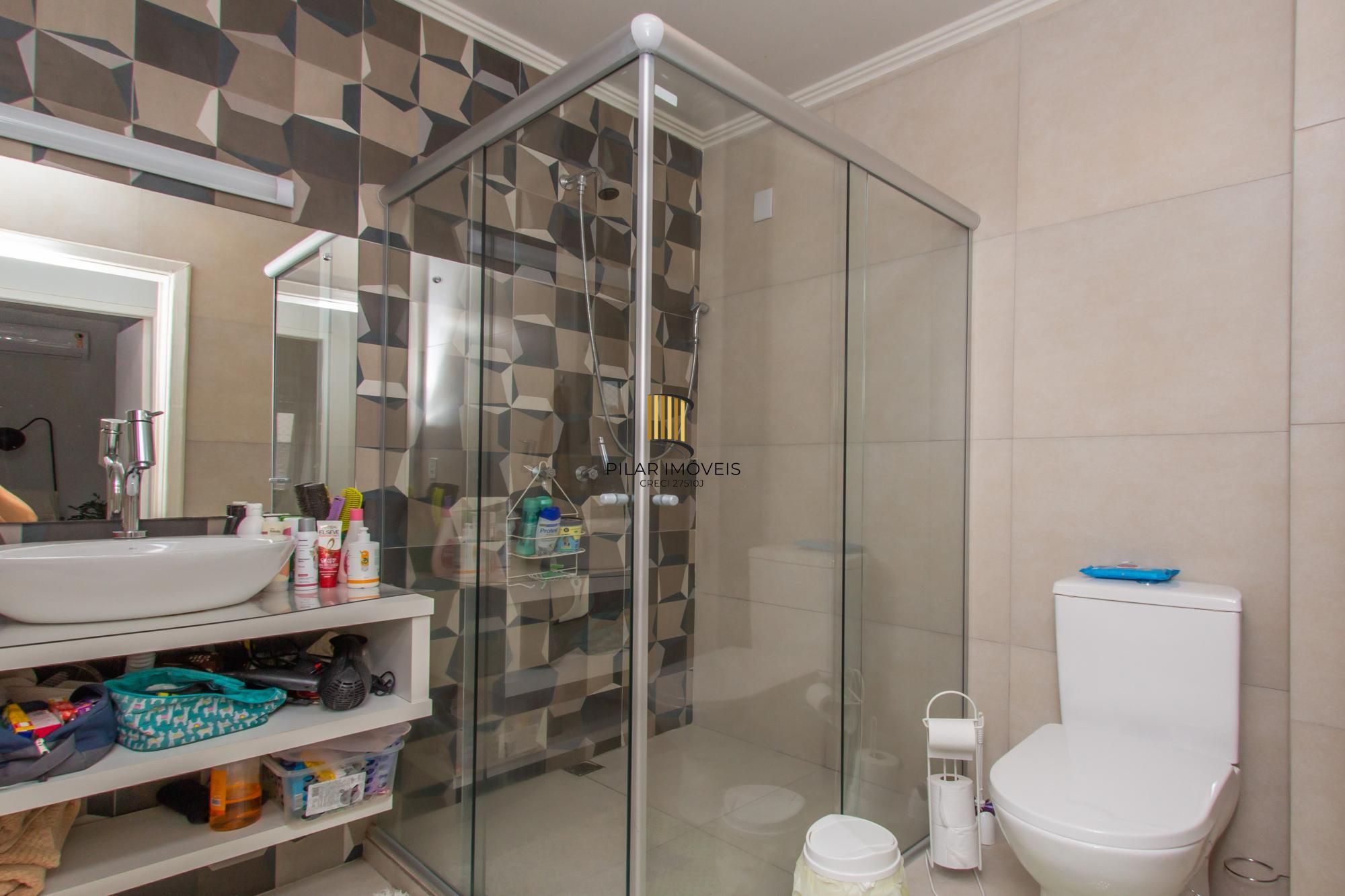 Excelente 2 dormitóris todo reformado