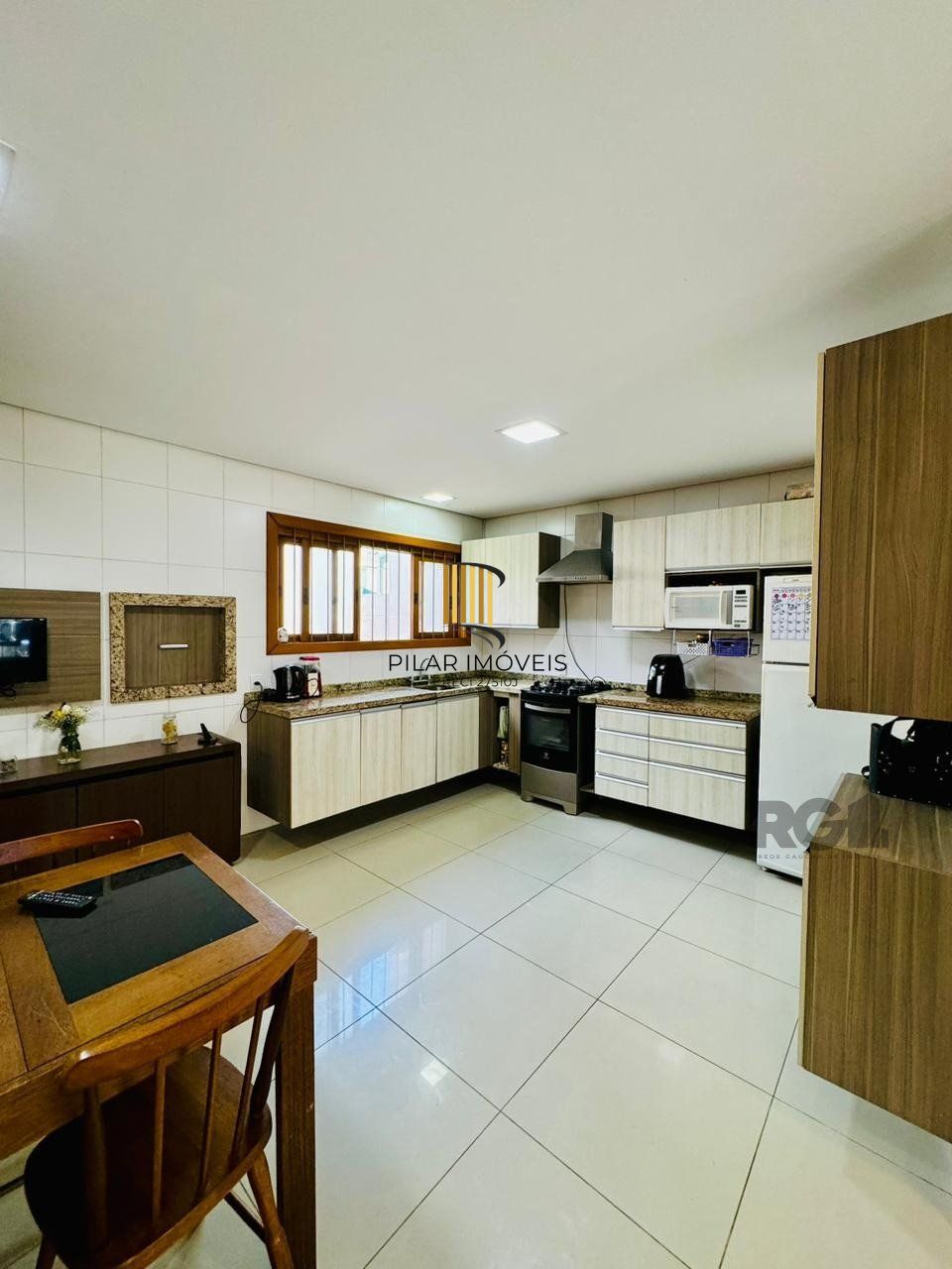 Casa de Condomínio 3 dormitórios no bairro Passo das Pedras
