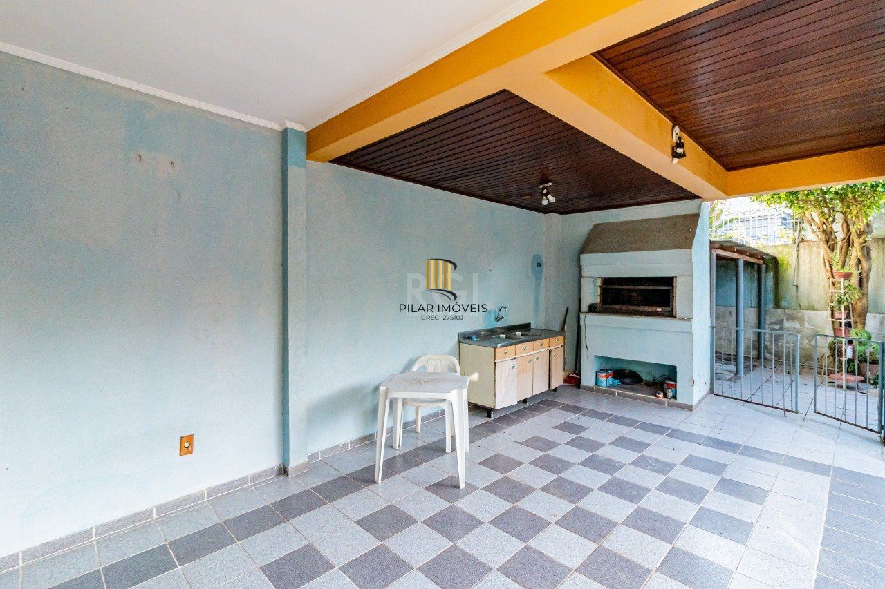 Casa para Venda - 431m², 4 dormitórios, sendo 2 suites, 3 vagas - Jardim Itu Sabará
