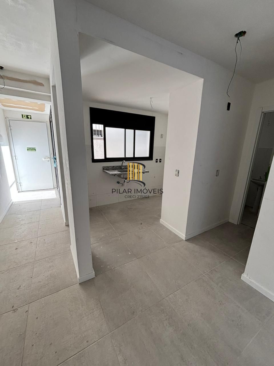 DUPLEX 1D NA CIDADE BAIXA MEZANINO COM CLOSET