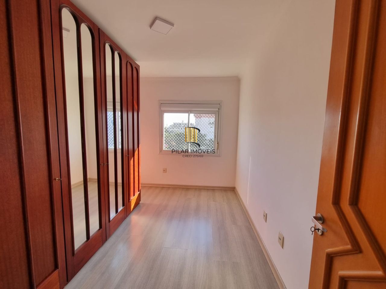 Apartamento para Venda - 109m², 3 dormitórios, sendo 1 suites, 2 vagas - Tristeza