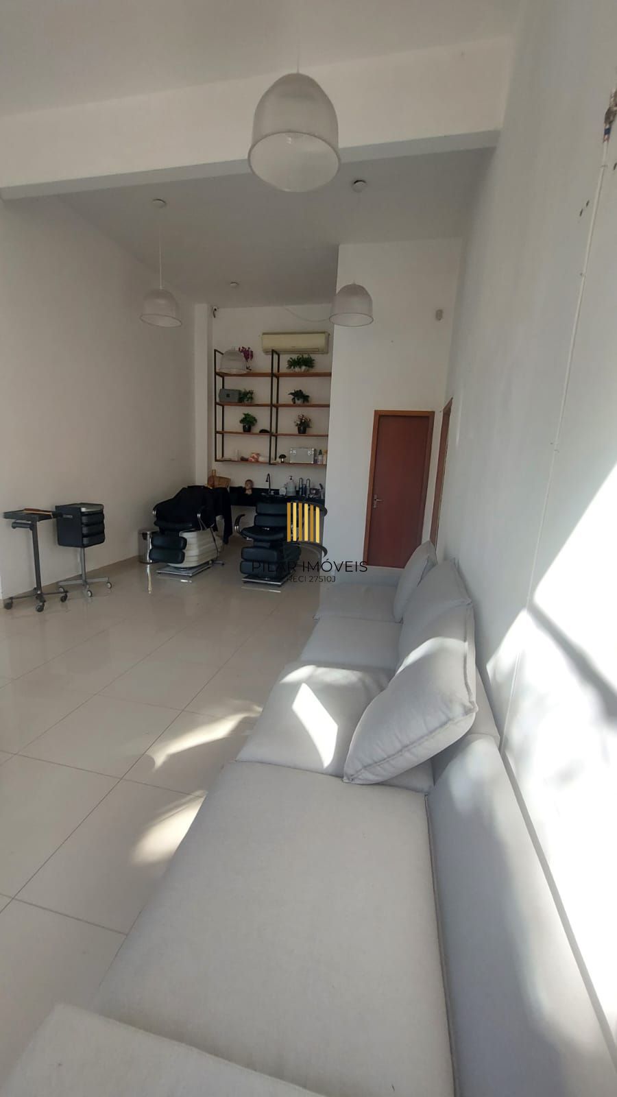 PRÉDIO COMERCIAL COM 5 SALAS E PROJETO APROVADO APARTAMENTO 100M2