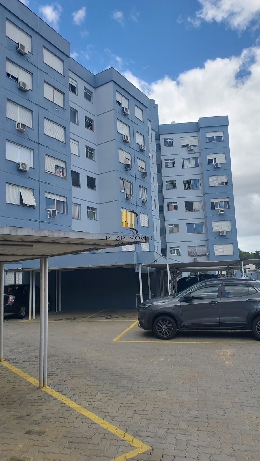 APARTAMENTO 2 DOMIRTÓRIOS - 1 VAGA - ELEVADOR - INFRAESTRUTURA - CAVALHADA