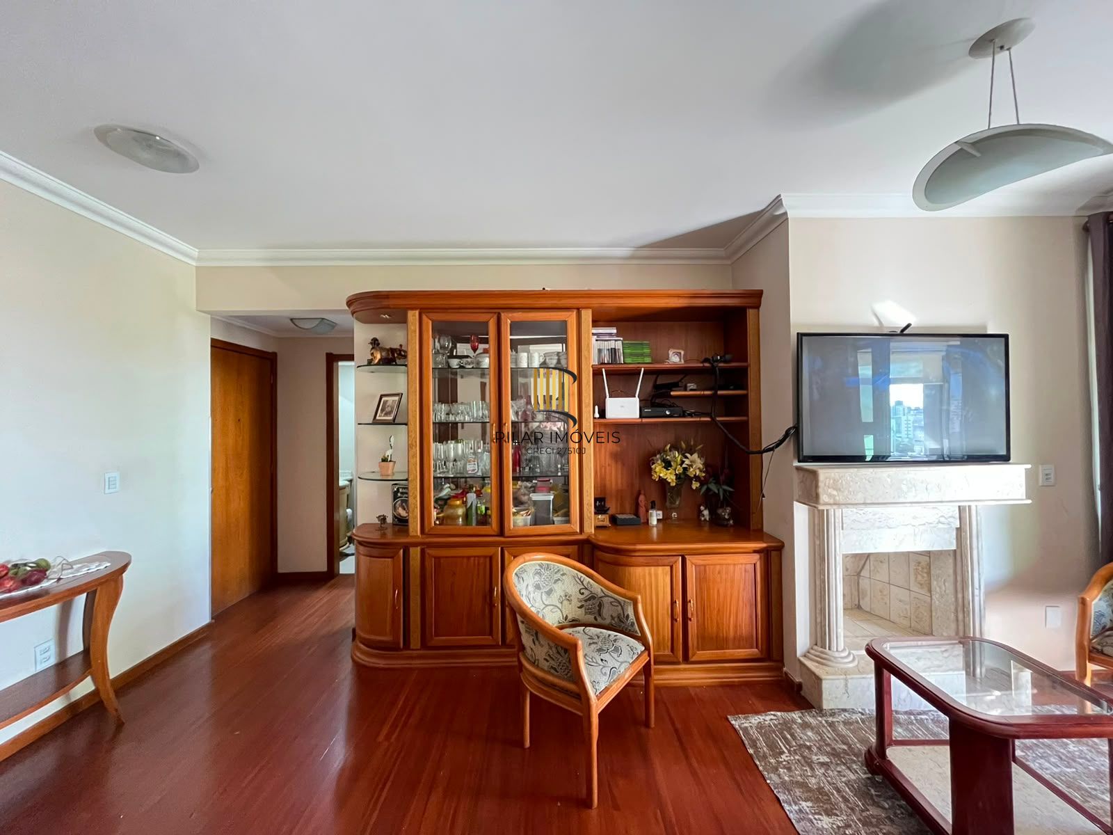 Apartamanto a venda no Menino Deus com 3 quartos e sacada