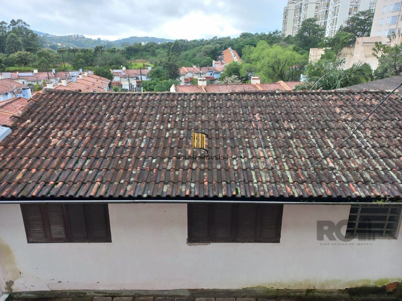 Excelente casa na av cavalhada com 3 dormitorios