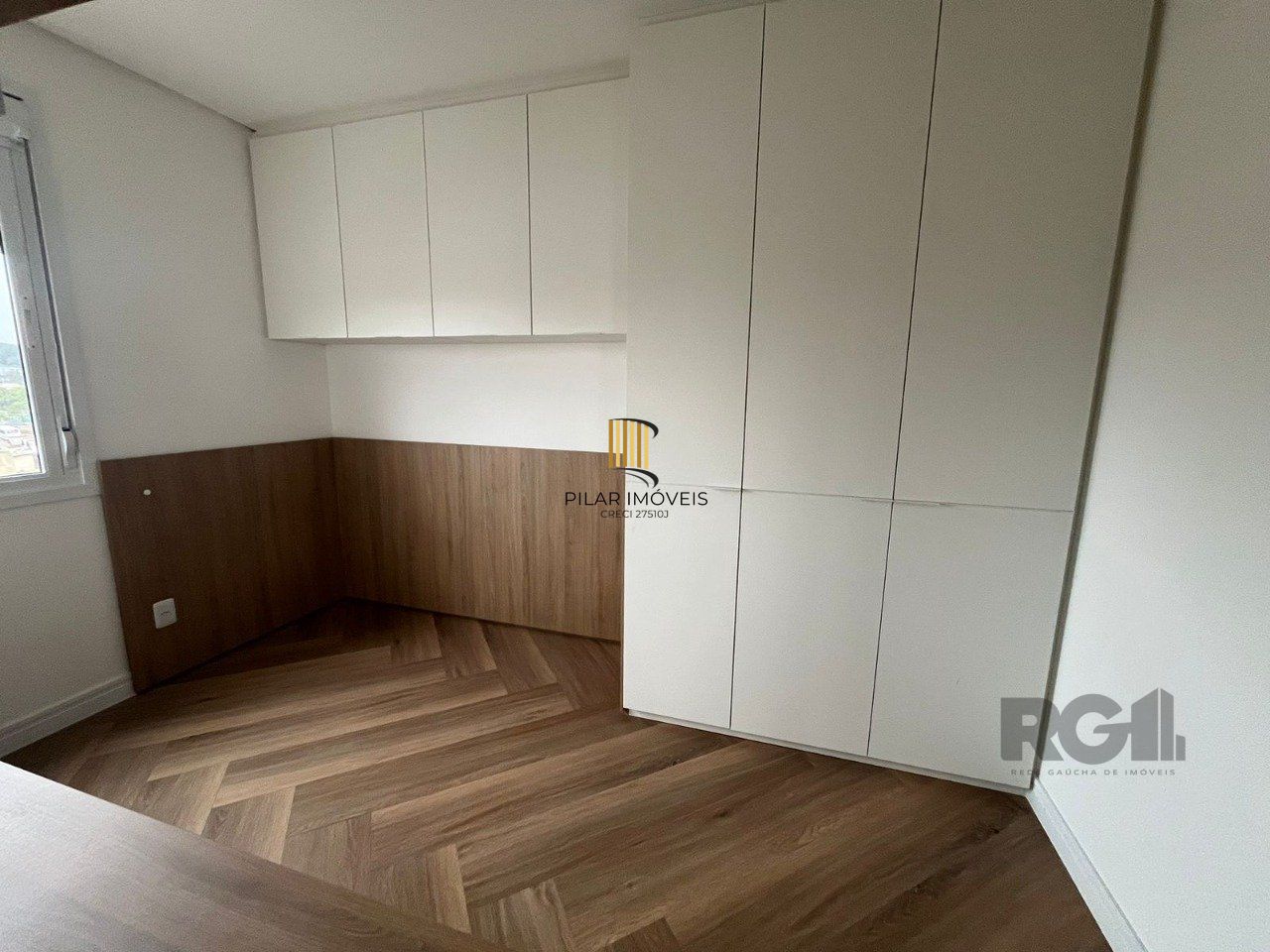 Apartamento de 02 Dormitórios 02 Vagas Bairro Tristeza