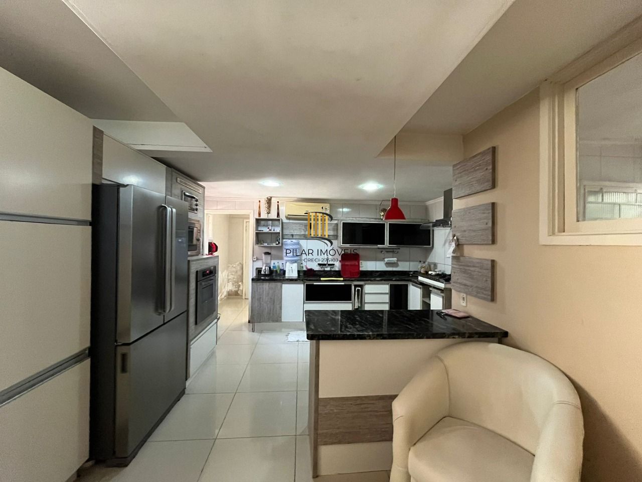 Casa 3 Dormitório(s) Bairro Guarujá