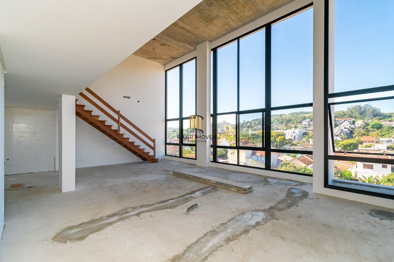 Apartamento Duplex com 135m²e 03 Dormitórios Bairro Tristeza