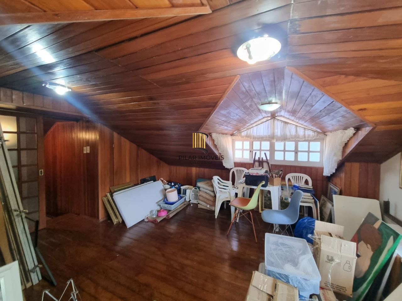 Casa para Venda - 189.4m², 4 dormitórios, sendo 1 suites, 2 vagas - Jardim Isabel