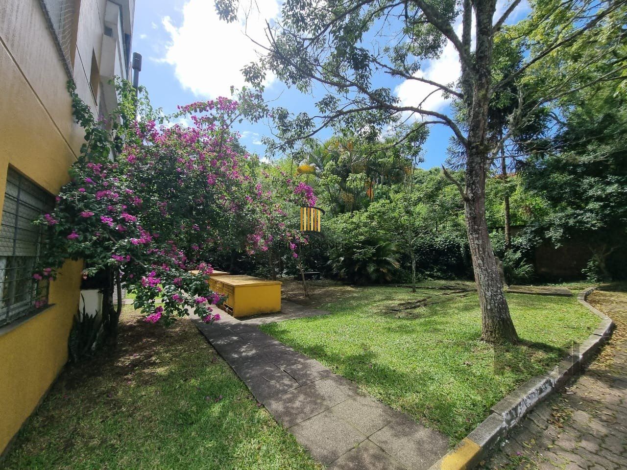Apartamento Térreo 02 Dormitórios Bairro Guarujá