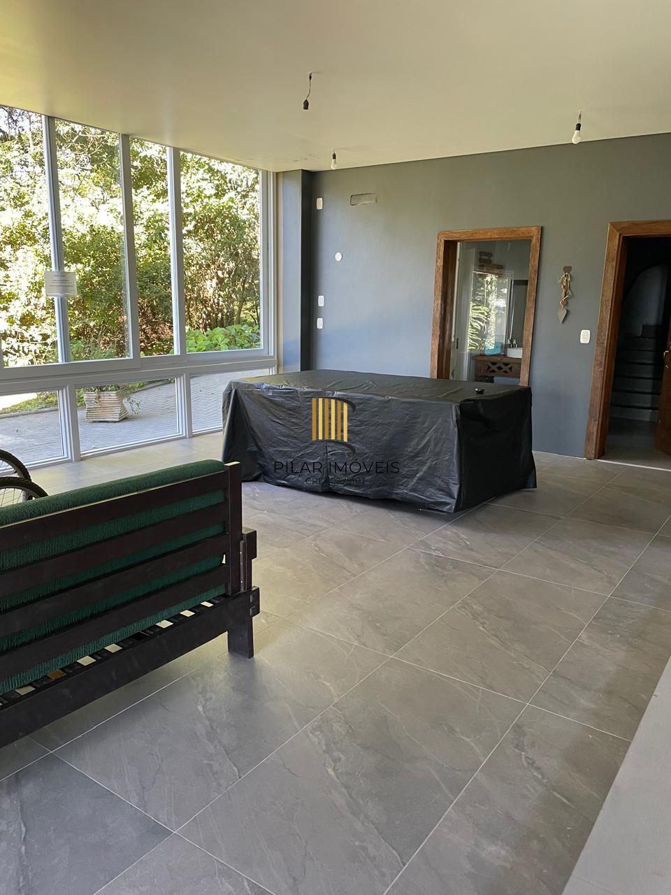 CASA COM PISCINA INDOOR NO CONDOMÍNIO VIVENDAS DA SERRA – CANELA/RS