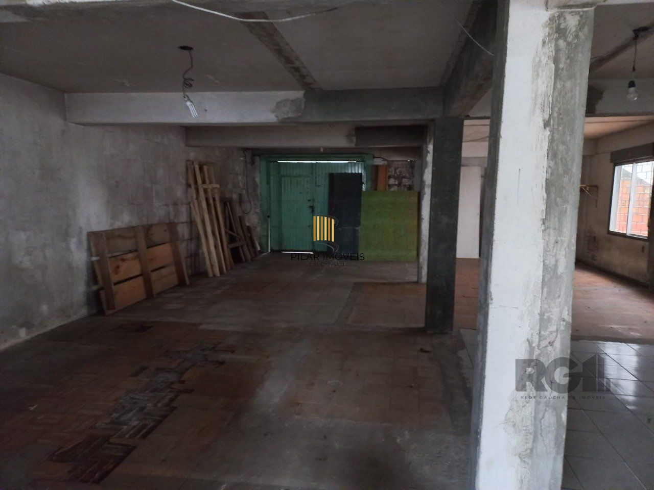 Excelente casa na av cavalhada com 3 dormitorios