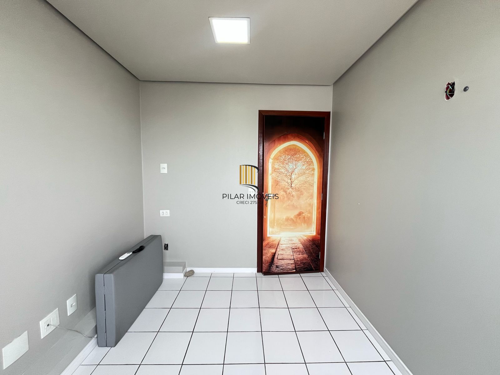 Sala para venda na Tristeza prédio Spazzio