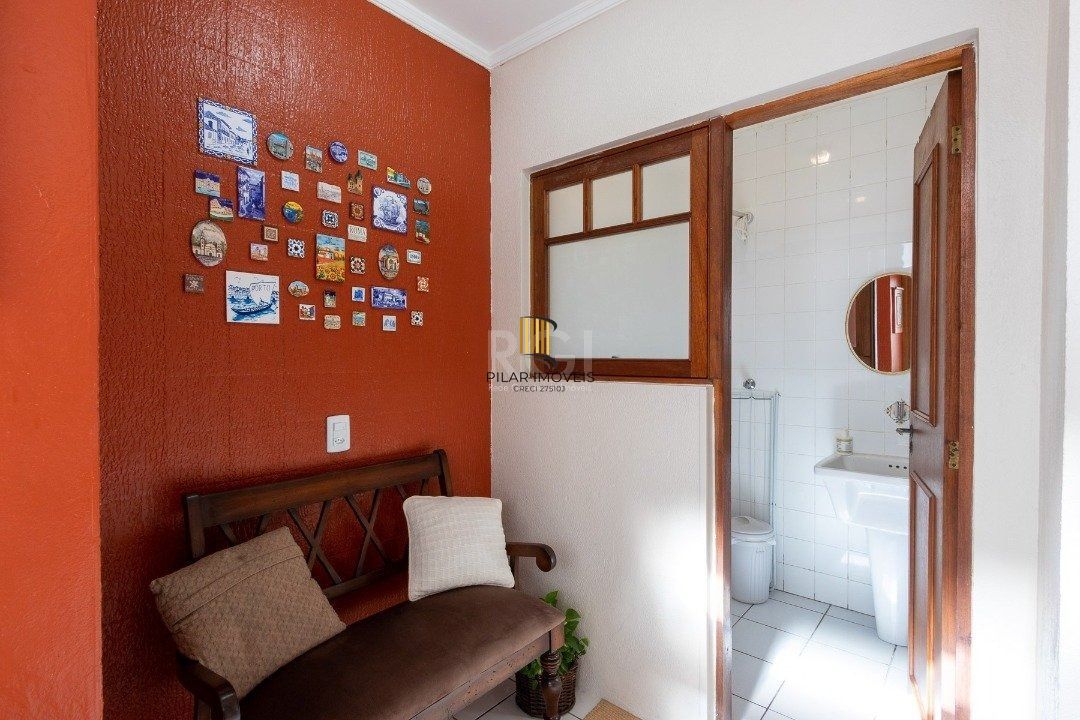 Casa a venda em condominio no bairro Jardim Isabel