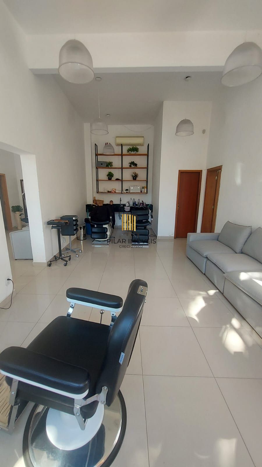 PRÉDIO COMERCIAL COM 5 SALAS E PROJETO APROVADO APARTAMENTO 100M2