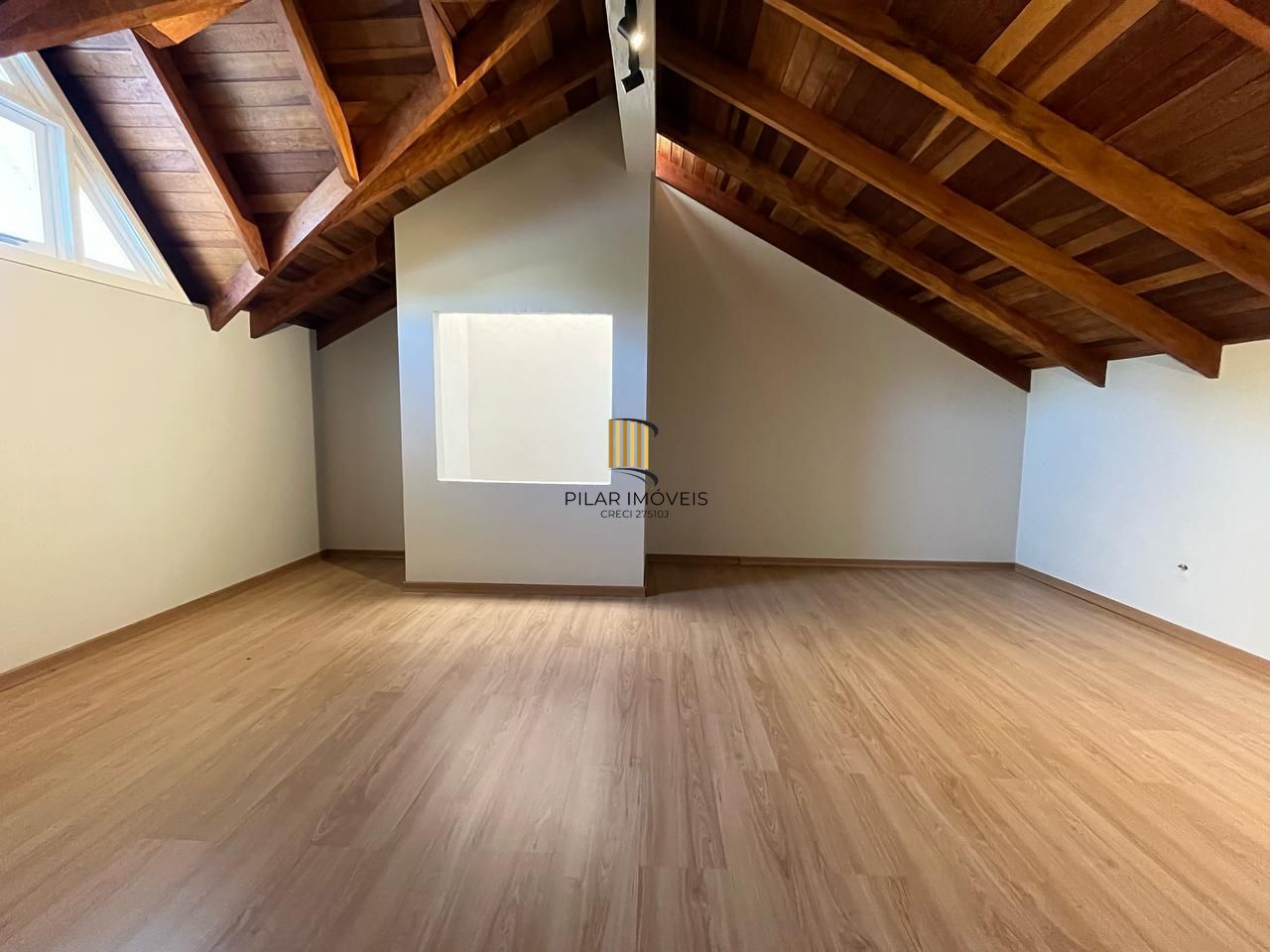 Casa totalmente reformada e mobiliada em Ipanema