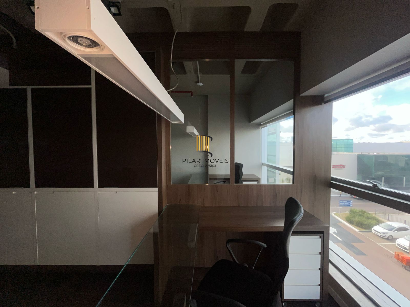 Sala mobiliada no Diamond Tower