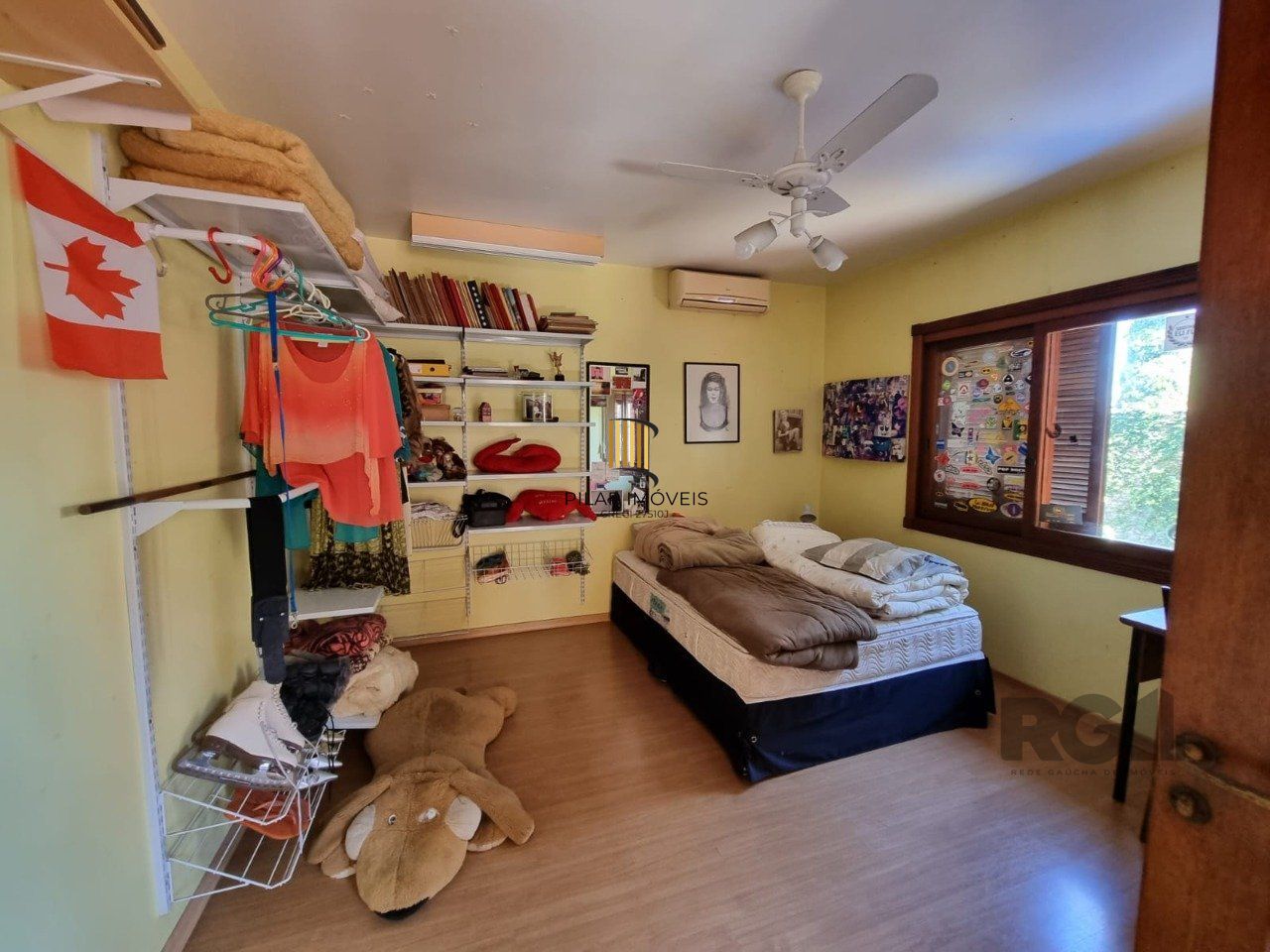 Casa com 4 Dormitórios / Piscina / Terraço / Bairro Ipanema