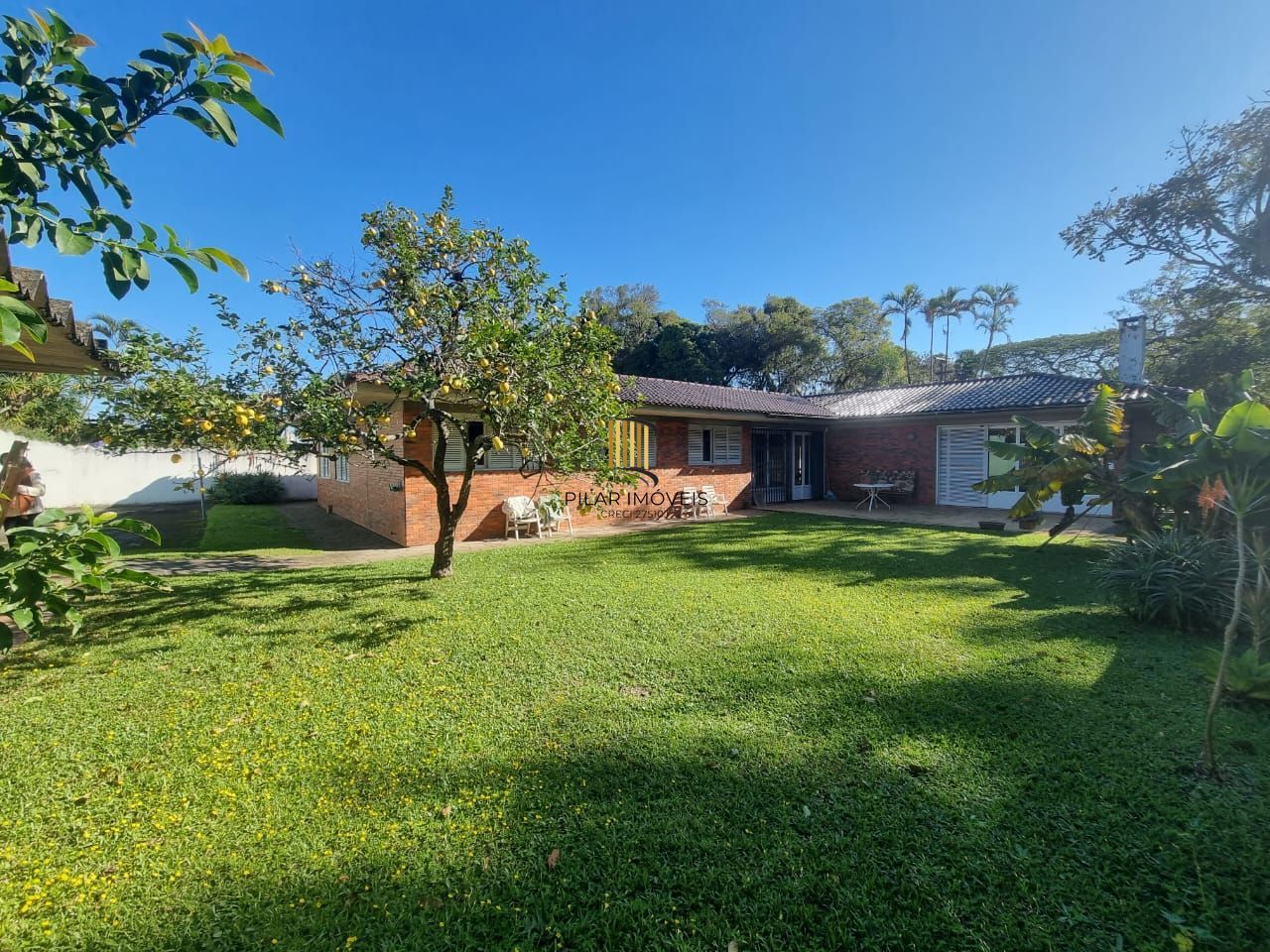 Casa Térrea em Ipanema com Terreno de 1064 Metros
