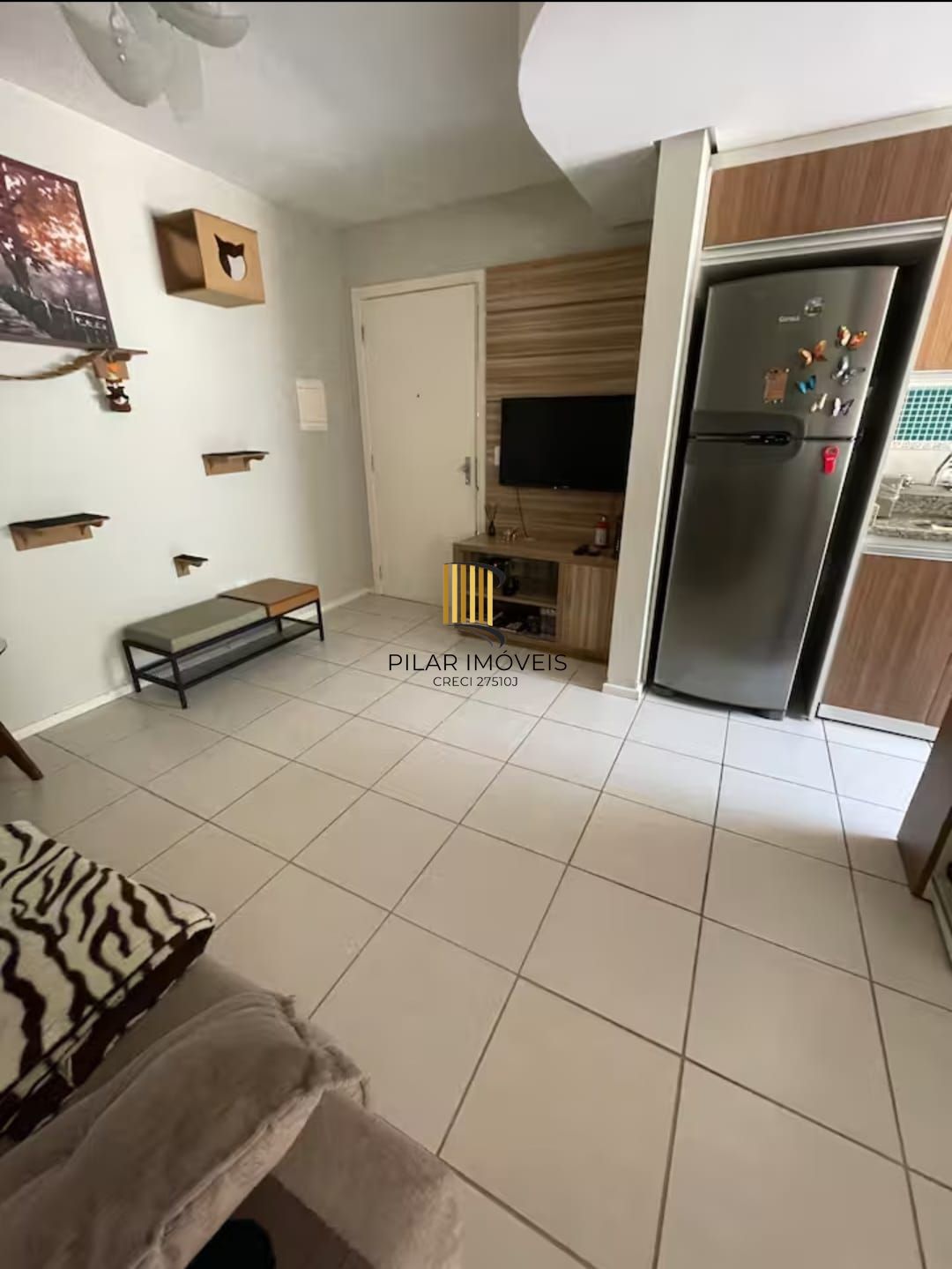 Apartamento Térreo Mobiliado Bairro Guarujá - 2 Dormitórios