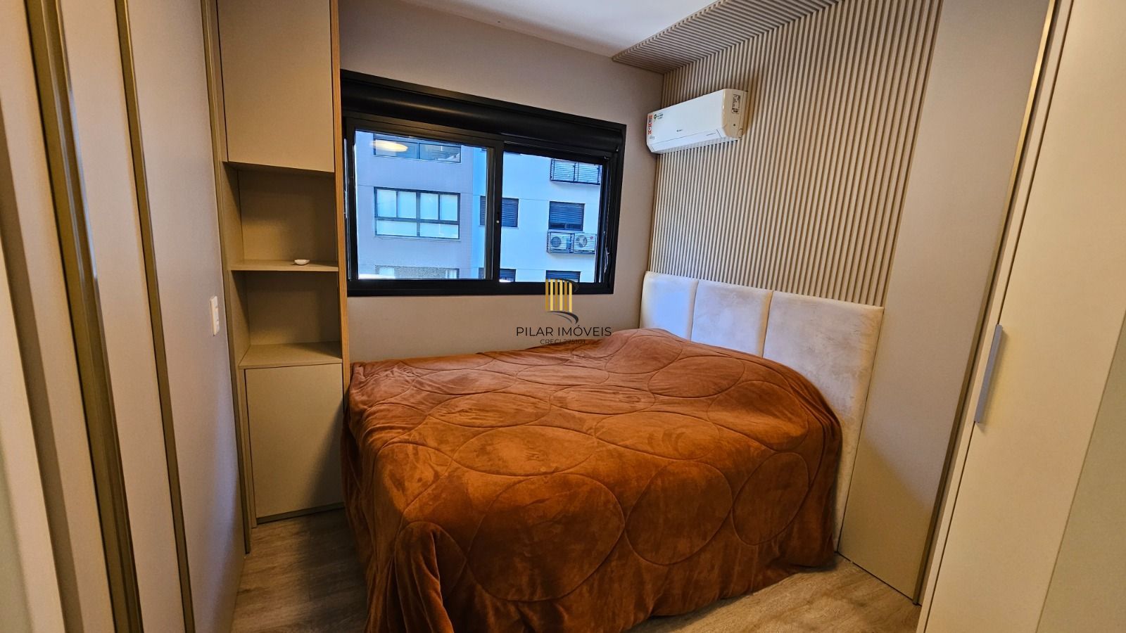 APARTAMENTO 3 DOMIRTÓRIOS - 3 SUITES - 2 VAGAS - MENINO DEUS - PORTO ALEGRE - RS