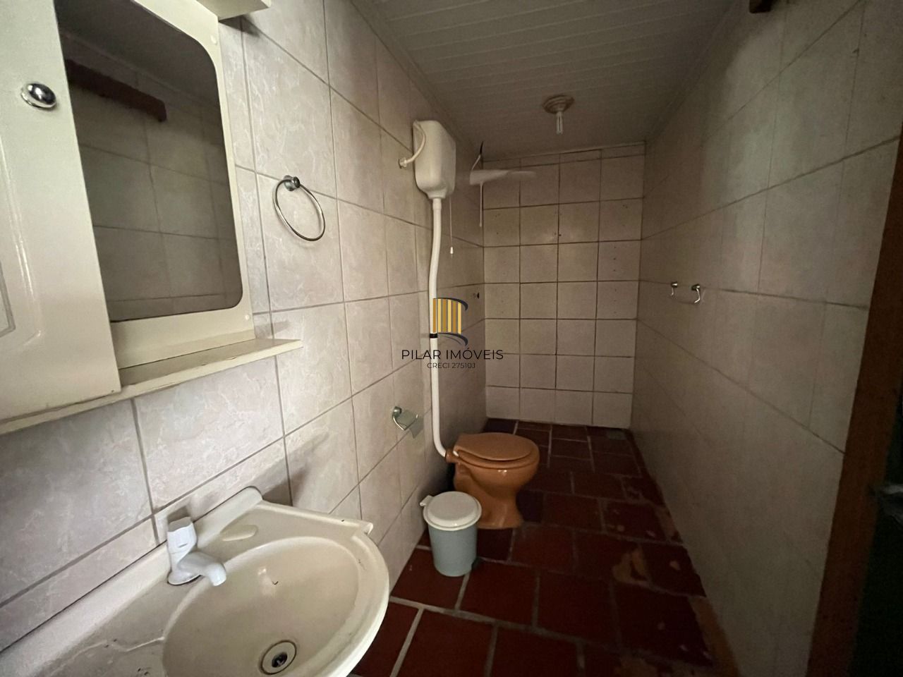 Casa 3 Dormitório(s) Bairro Guarujá