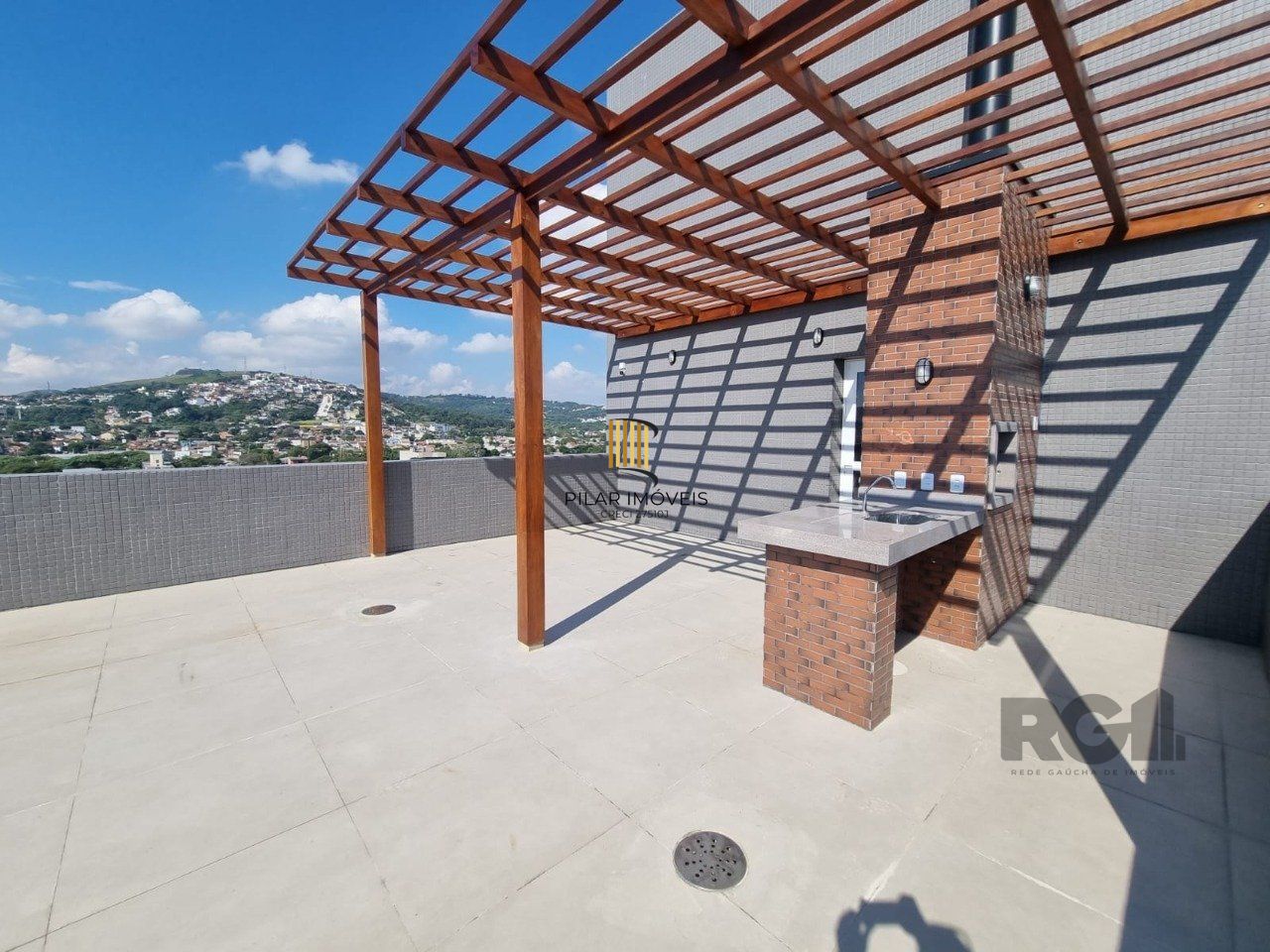 Apartamento de 02 Dormitórios 02 Vagas Bairro Tristeza