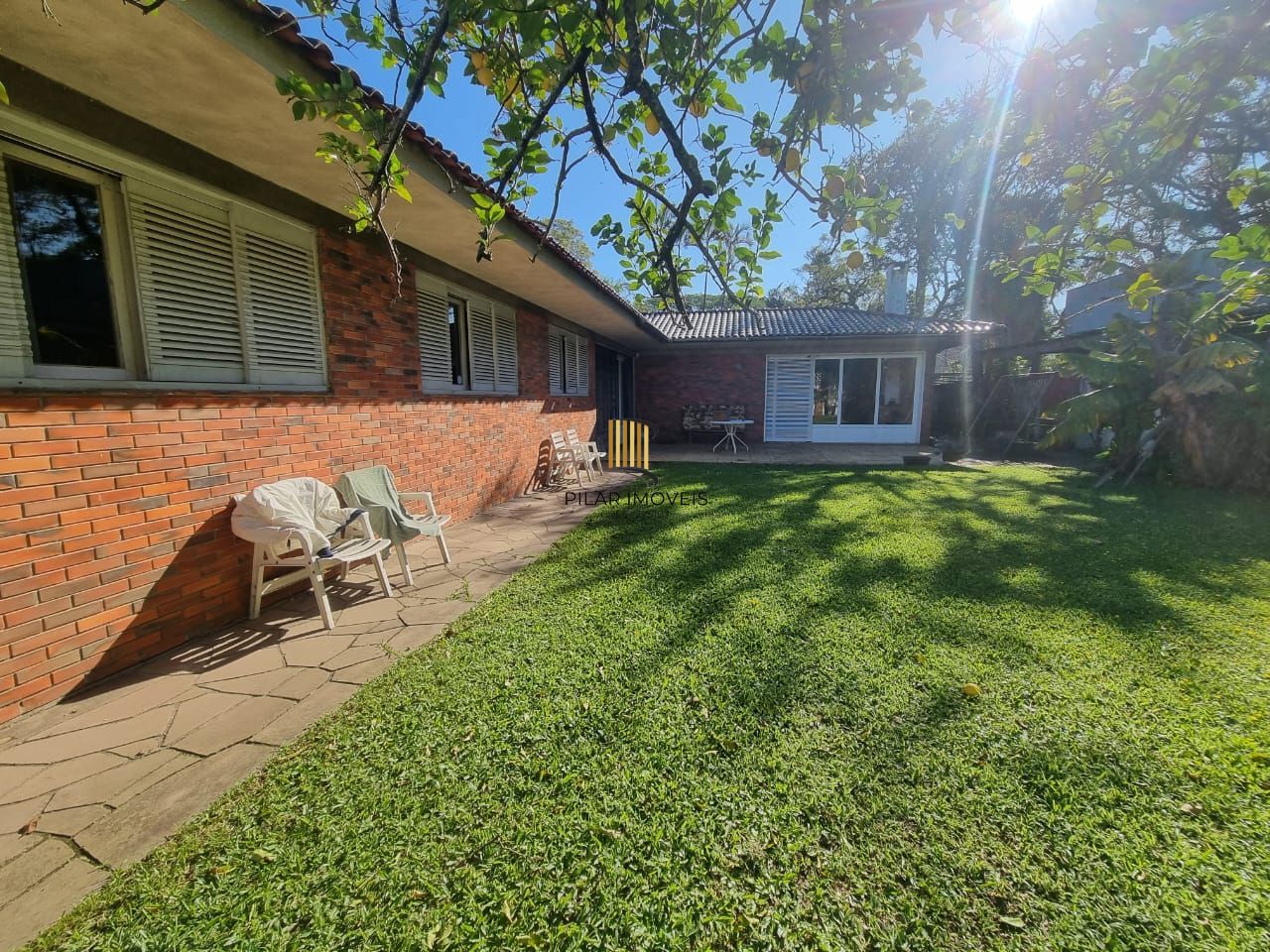 Casa Térrea em Ipanema com Terreno de 1064 Metros