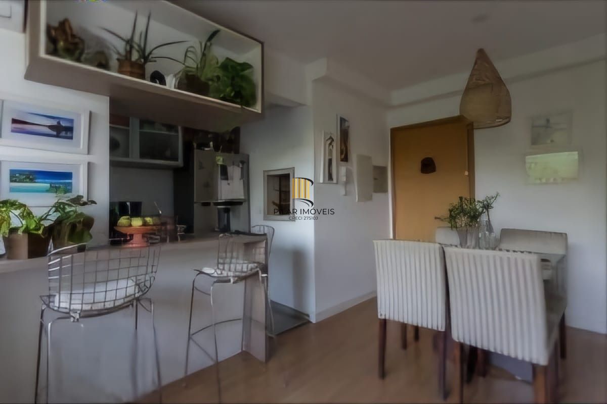Apartamento, 55 m² / 2 Dormitórios Bairro Tristeza